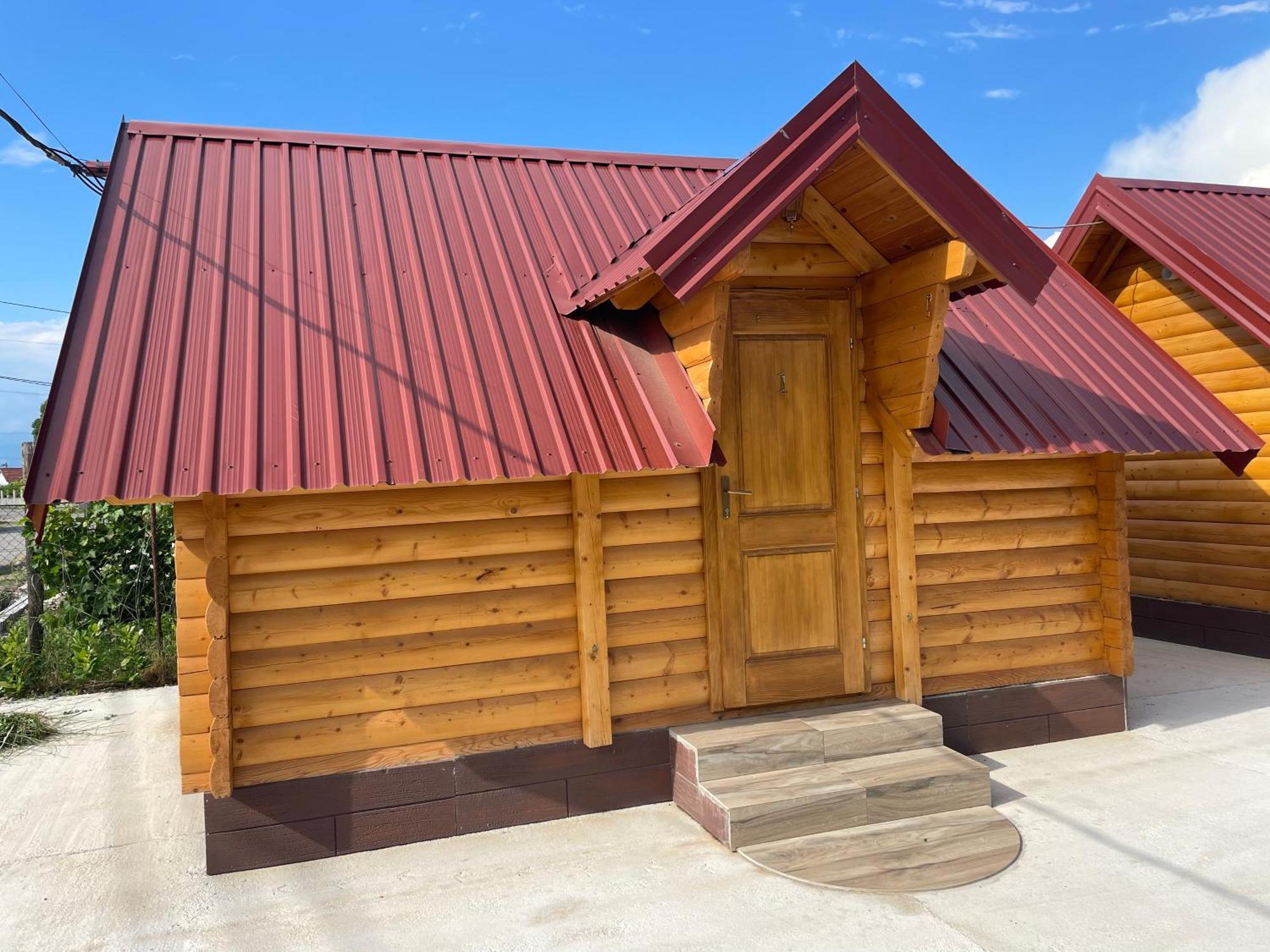 Cozy Bungallows 波德戈里察 外观 照片
